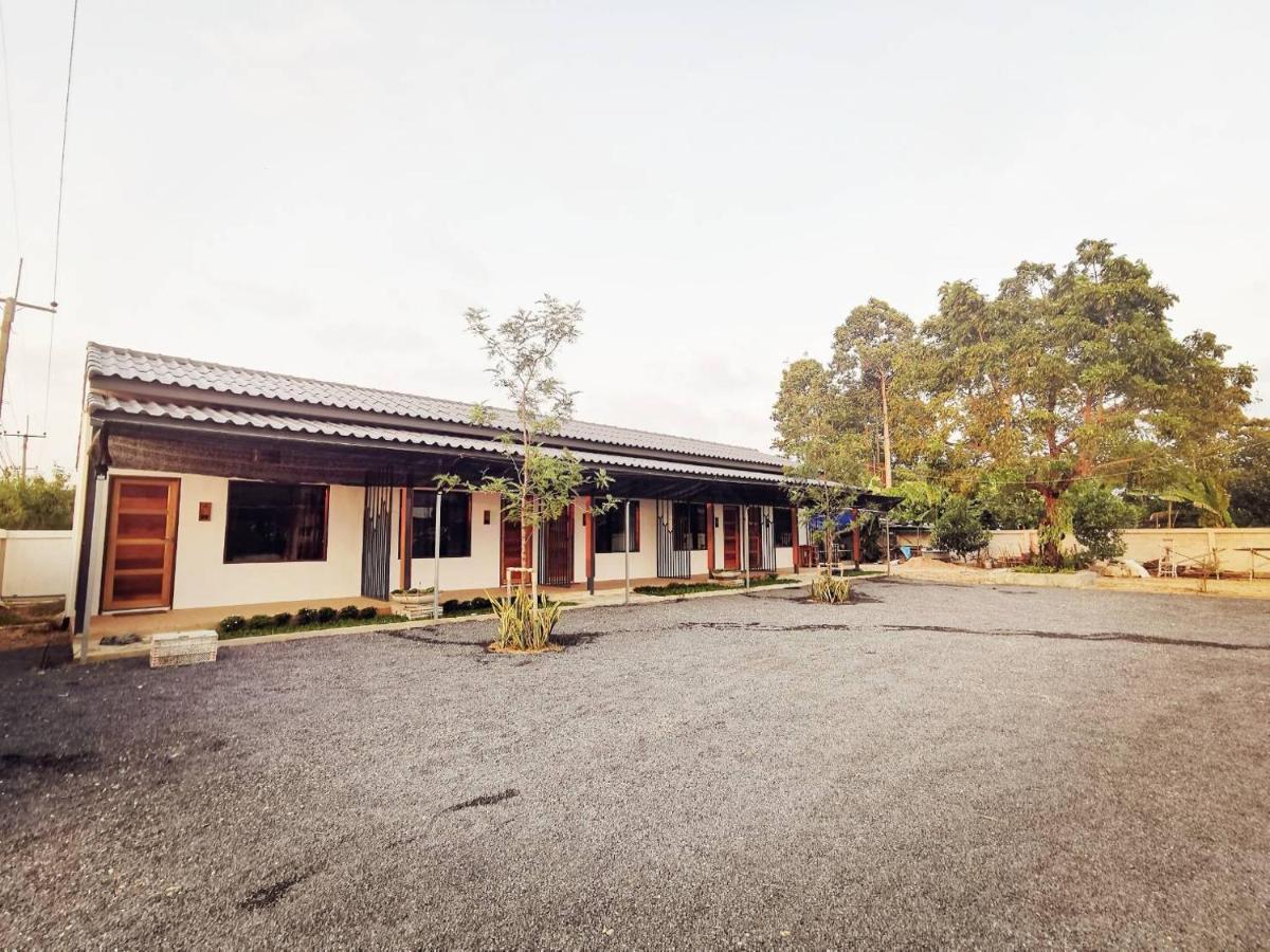 Nararin Garden House Panzió Ban Nong Sa Kültér fotó